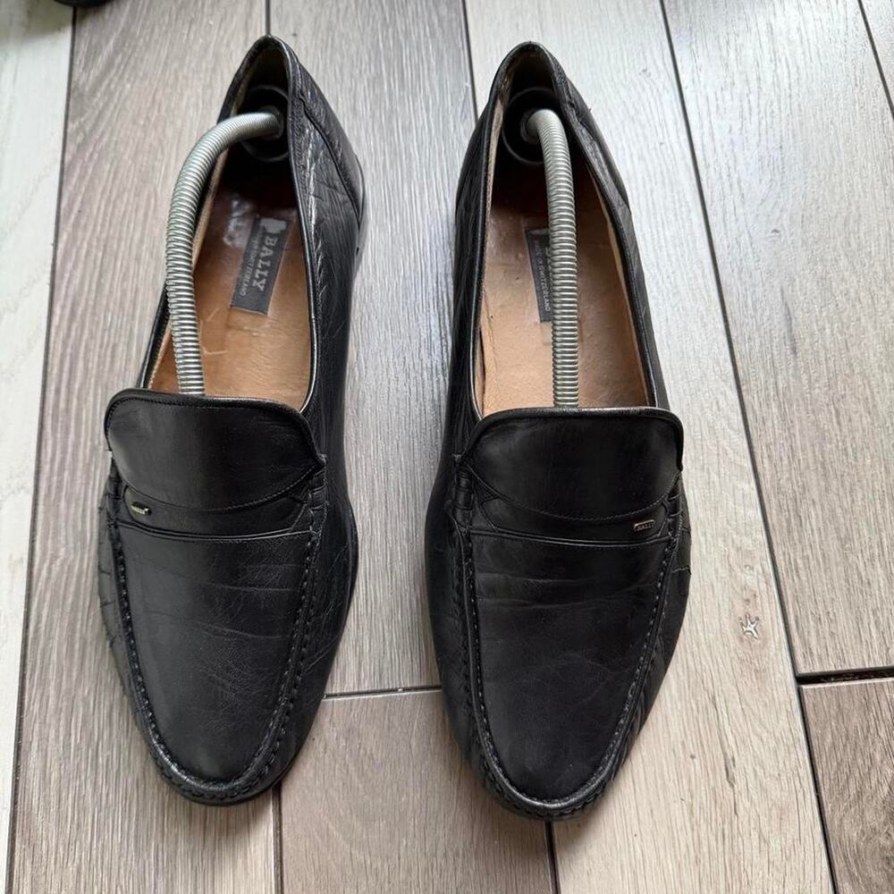 Bally black leather loafers made in Switzerland size 10 EEE